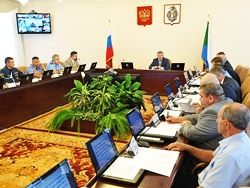 Центральным вопросом на совещании у губернатора Подмосковья явилось обеспечение пожарной безопасности региона Центральным вопросом на совещании у губернатора Подмосковья явилось обеспечение пожарной безопасности региона