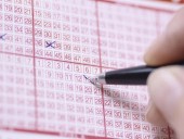 Американец потратит лотерейный выигрыш на отпуск для бабушки Американец потратит лотерейный выигрыш на отпуск для бабушки