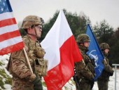 США и Польша обсудили укрепление восточного фланга НАТО за счет американских войск США и Польша обсудили укрепление восточного фланга НАТО за счет американских войск