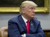 Трамп: США не стремятся к смене режима в Иране Трамп: США не стремятся к смене режима в Иране