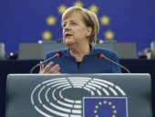 Меркель разочарована своей преемницей Крамп-Карренбауэр Меркель разочарована своей преемницей Крамп-Карренбауэр