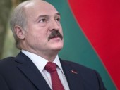 Лукашенко пояснил свое отсутствие на параде в Москве Лукашенко пояснил свое отсутствие на параде в Москве