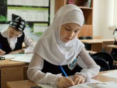 В Австрии одобрили закон, запрещающий школьникам носить хиджаб
