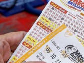 Американец купит автомобиль мечты за счет лотерейного выигрыша Американец купит автомобиль мечты за счет лотерейного выигрыша