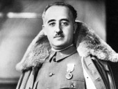 Верховный суд Испании приостановил процесс эксгумации останков диктатора Франко Верховный суд Испании приостановил процесс эксгумации останков диктатора Франко