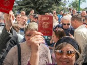 МВД РФ заявило о тысячах заявлений от жителей Донбасса о гражданстве России МВД РФ заявило о тысячах заявлений от жителей Донбасса о гражданстве России