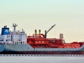 На танкере в Индийском океане погиб украинский моряк На танкере в Индийском океане погиб украинский моряк