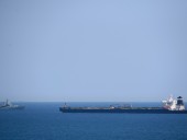 СМИ сообщили, что на задержанном в Гибралтаре танкере часть экипажа - украинцы СМИ сообщили, что на задержанном в Гибралтаре танкере часть экипажа - украинцы
