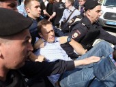 В Москве полиция провела обыски у оппозиционных кандидатов в Мосгордуму В Москве полиция провела обыски у оппозиционных кандидатов в Мосгордуму