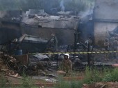 Число жертв при падении военного самолета в Пакистане возросло до 18 человек Число жертв при падении военного самолета в Пакистане возросло до 18 человек