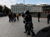 Протесты в Москве: полиция оттесняет митингующих, на данный задержано более 40 человек