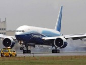 Boeing, летевший из США в Китай, вернулся в аэропорт из-за потери детали