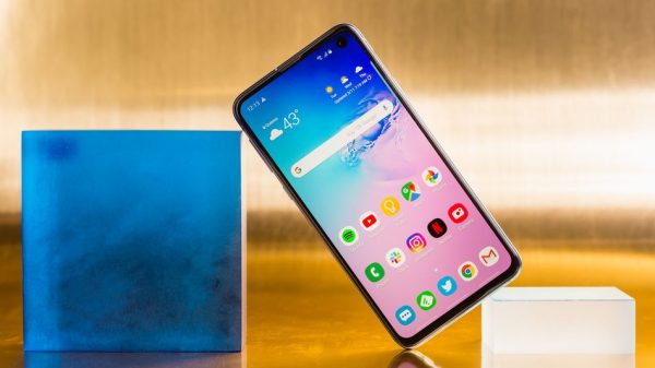 Samsung Galaxy S10e для вашего комфорта и удобства Samsung Galaxy S10e для вашего комфорта и удобства