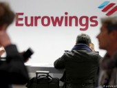 Бортпроводники дочек Lufthansa продлили забастовку