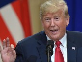 Трамп высмеял присвоение эко-активистке Грете Тунберг звания Человека года Трамп высмеял присвоение эко-активистке Грете Тунберг звания Человека года