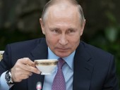 В Кремле рассказали, как Путин отмечает Новый год В Кремле рассказали, как Путин отмечает Новый год