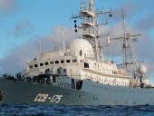США и Канада следят за разведывательным кораблем РФ, который осуществлял хаотические маневры