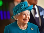 Елизавета II выпустила заявление после совещания касательно Гарри и Меган: я полностью поддерживаю их Елизавета II выпустила заявление после совещания касательно Гарри и Меган: я полностью поддерживаю их
