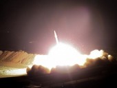 СМИ публикуют видео ракетного обстрела военных объектов США в Ираке СМИ публикуют видео ракетного обстрела военных объектов США в Ираке