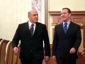 Медведев провел встречу с новым премьером Мишустин Медведев провел встречу с новым премьером Мишустин