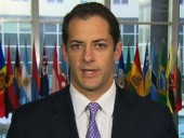 Bloomberg: главного советника Трампа по России временно отстранили от работы Bloomberg: главного советника Трампа по России временно отстранили от работы