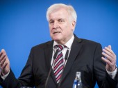 Глава МВД Германии о массовом убийстве 11 человек в Ханау: у нас высокая угроза расизма и антисемитизма Глава МВД Германии о массовом убийстве 11 человек в Ханау: у нас высокая угроза расизма и антисемитизма