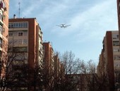 Самолет Air Canada из 130 пассажирами возвращается в Мадрид из-за частичного разрушения шасси и двигателя Самолет Air Canada из 130 пассажирами возвращается в Мадрид из-за частичного разрушения шасси и двигателя