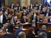 Пандемия коронавируса: премьер Венгрии Орбан получил единоличную власть на время эпидемии COVID-19 Пандемия коронавируса: премьер Венгрии Орбан получил единоличную власть на время эпидемии COVID-19