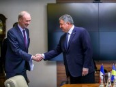 Аваков и посол Франции обсудили строительство 20 патрульных кораблей для Украины Аваков и посол Франции обсудили строительство 20 патрульных кораблей для Украины