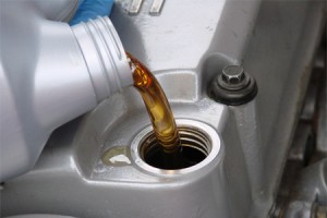 Моторное масло для автомобиля Моторное масло для автомобиля