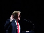 Трамп подписал указ о прекращении иммиграции в США Трамп подписал указ о прекращении иммиграции в США