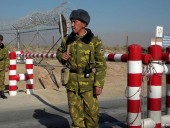 В Кыргызстане с 11 мая заканчивается режим ЧП и отменяется комендантский час В Кыргызстане с 11 мая заканчивается режим ЧП и отменяется комендантский час