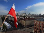 В Польше частично позволят не носить маски в общественных местах