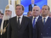 Экс-канцлер Германии Шредер призвал отменить санкции в отношении России Экс-канцлер Германии Шредер призвал отменить санкции в отношении России