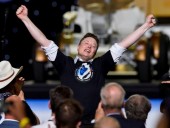Батут работает: Маск ответил на давнее заявление главы Роскосмоса