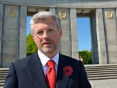 Посол Украины в Германии отказался участвовать в церемонии в Берлине совместно с послом РФ Посол Украины в Германии отказался участвовать в церемонии в Берлине совместно с послом РФ