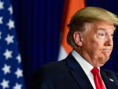 Трамп пообещал подумать над вопросом рассекречивания материалов об НЛО Трамп пообещал подумать над вопросом рассекречивания материалов об НЛО