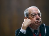 Пандемия: старейший член Республиканской партии США отказался от участия в съезде из-за COVID-19 Пандемия: старейший член Республиканской партии США отказался от участия в съезде из-за COVID-19