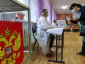 В РФ завершили голосование по поправкам к конституции В РФ завершили голосование по поправкам к конституции