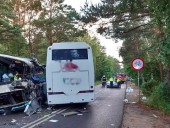 В Польше произошло ДТП с тремя автобусами: 14 человек пострадали, в том числе двое детей В Польше произошло ДТП с тремя автобусами: 14 человек пострадали, в том числе двое детей