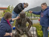 На Аляске решили убрать памятник руководителю территорий во времена принадлежности к России, Москва отреагировала На Аляске решили убрать памятник руководителю территорий во времена принадлежности к России, Москва отреагировала