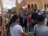 В Бейруте продолжаются антиправительственные протесты, полиция применила слозогинний газ В Бейруте продолжаются антиправительственные протесты, полиция применила слозогинний газ