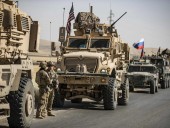 Белый дом заявил, что транспортер РФ врезался в транспорт коалиции в Сирии, есть раненые: Кремль отреагировал Белый дом заявил, что транспортер РФ врезался в транспорт коалиции в Сирии, есть раненые: Кремль отреагировал