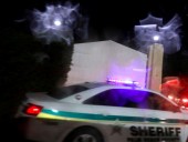 Во Флориде задержали троих подростков с АК-47 в поместье Трампа Во Флориде задержали троих подростков с АК-47 в поместье Трампа