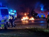 В Швеции из-за сожжения Корана произошли столкновения с полицией: есть пострадавшие В Швеции из-за сожжения Корана произошли столкновения с полицией: есть пострадавшие