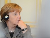 Spiegel: Меркель тайно посетила Навального в берлинской клинике Spiegel: Меркель тайно посетила Навального в берлинской клинике