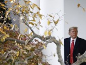 Трамп впервые появился на предвыборном мероприятии после заболевания COVID-19