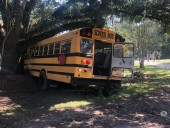 В США полиция устроила погоню за угнавшим школьный автобус ребенком В США полиция устроила погоню за угнавшим школьный автобус ребенком