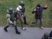 Протесты в Беларуси: количество задержанных превысило полтысячи, есть пострадавшие Протесты в Беларуси: количество задержанных превысило полтысячи, есть пострадавшие