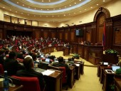 Парламент Армении сегодня соберется на заседание и рассмотрит отставку Пашиняна Парламент Армении сегодня соберется на заседание и рассмотрит отставку Пашиняна